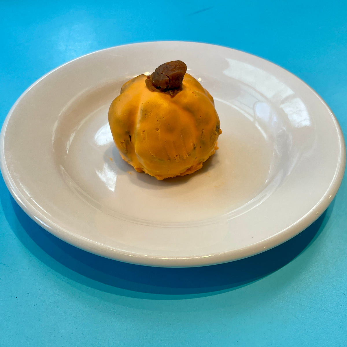 Pumpkin Cake Pop