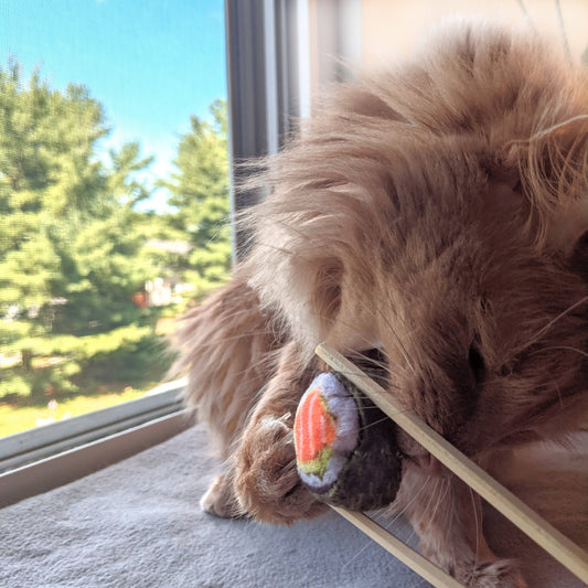 Huxley & Kent - Classic Sushi Cat Toy